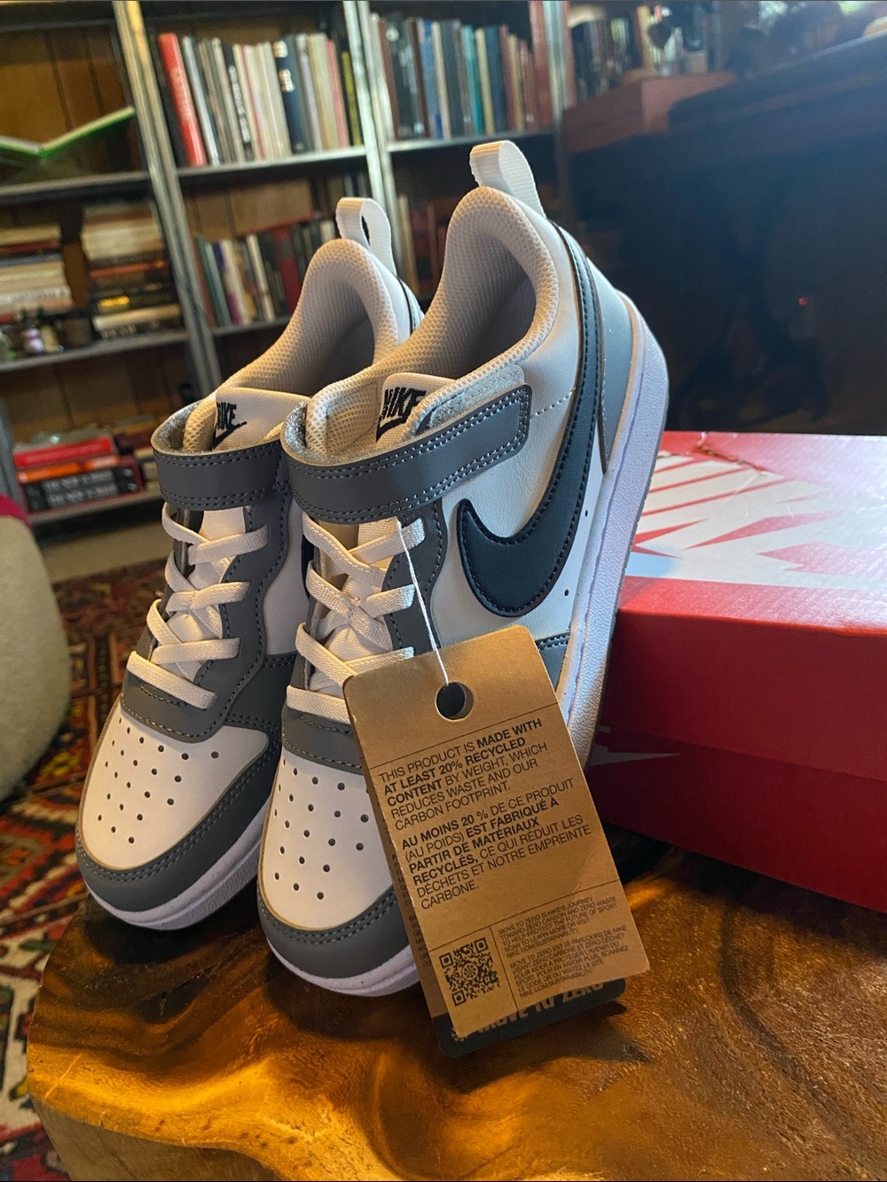 ๐ Nike Court Borough Size 3 Youth New in Original Box and Tags - Picture 7 of 9